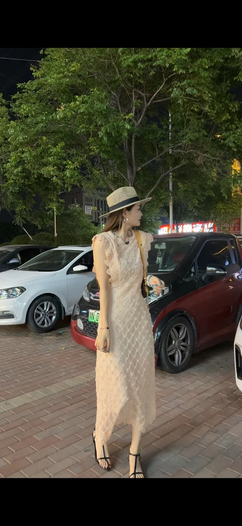 梦中粉色玫瑰千金风立体花朵收腰花边袖长裙法式连衣裙