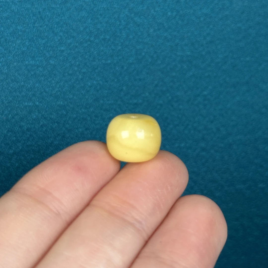 B9459天然原矿蜜蜡 微瑕老型12*9.3mm支持复检假一罚十