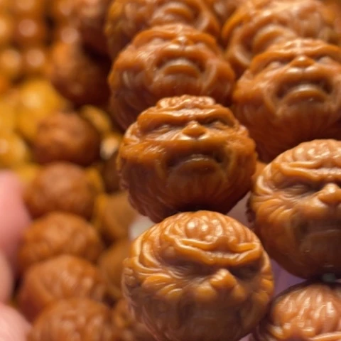 手串猴头核桃东**东舞台