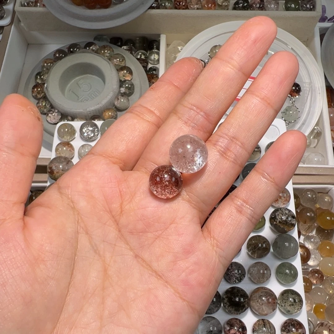橘***儿银S925镶嵌手链水晶