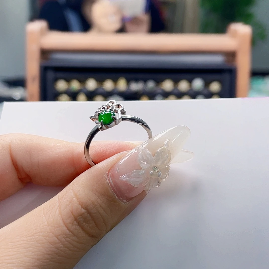 翡翠未镶嵌颈饰天然翡翠Ａ货