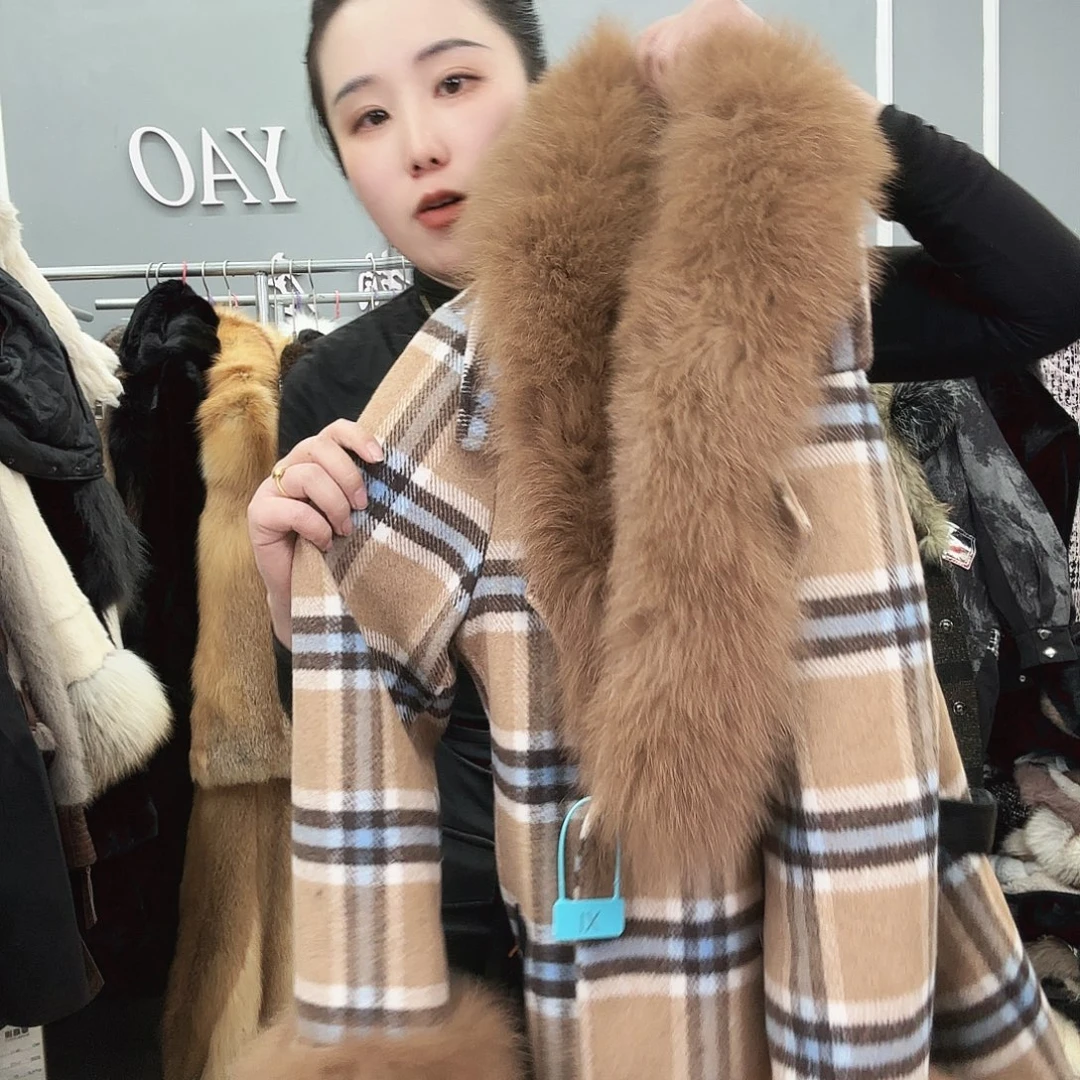 姚小妖家高端皮草