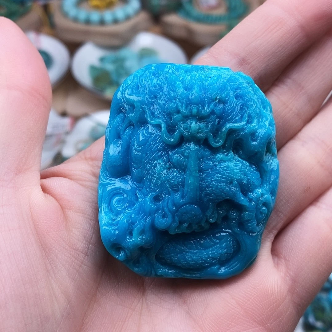 绿松石未镶嵌珠宝奇石