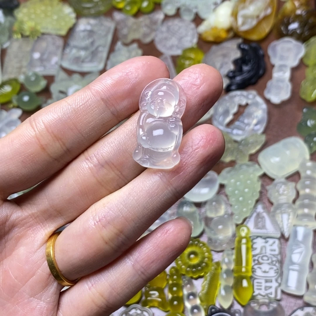 蛇纹石玉合金颈饰