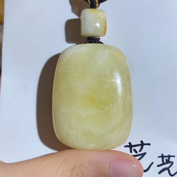 定制琥珀未镶嵌琥珀蜜蜡