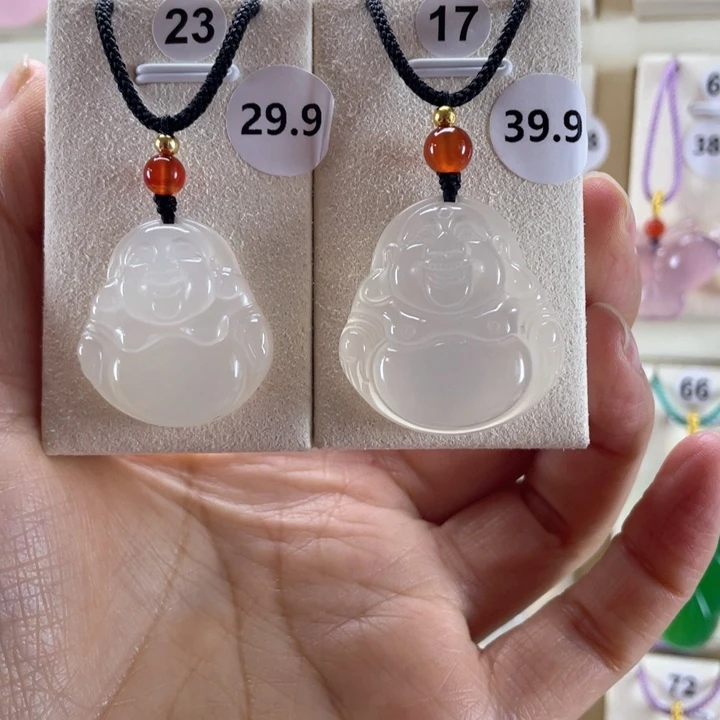 玛瑙/玉髓颈饰未镶嵌H**峰