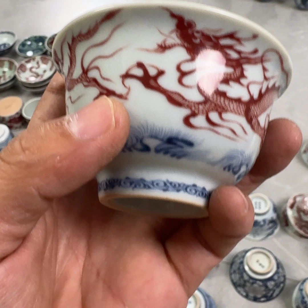 摆件青花釉里红穿云龙中号压手杯