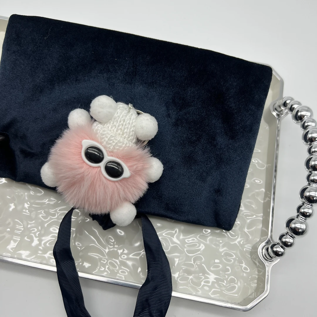 【是小娇】翻盖丝绒化妆包001