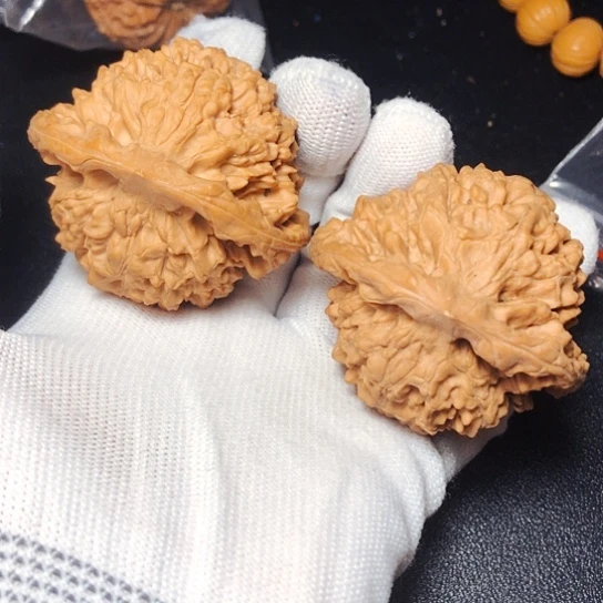 文玩核桃吊坠50官帽