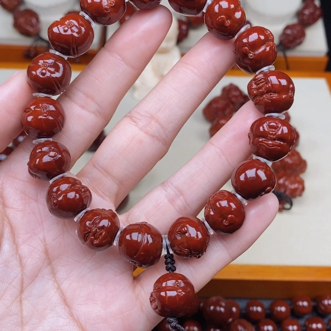 橄榄核吊坠龙**下百态百态