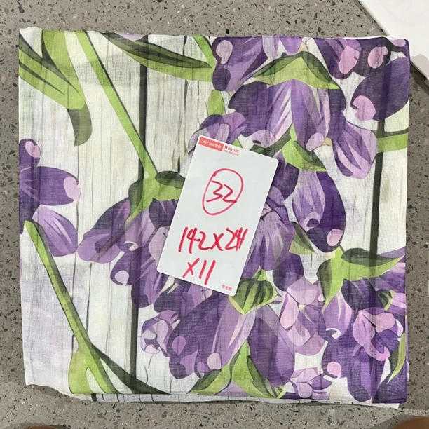 《小银》32号约132*241窗纱发一对