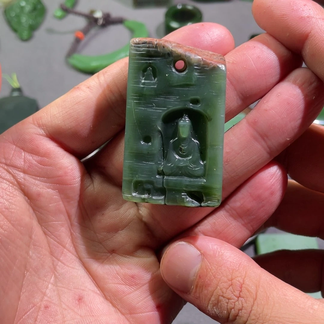 和田玉未镶嵌颈饰