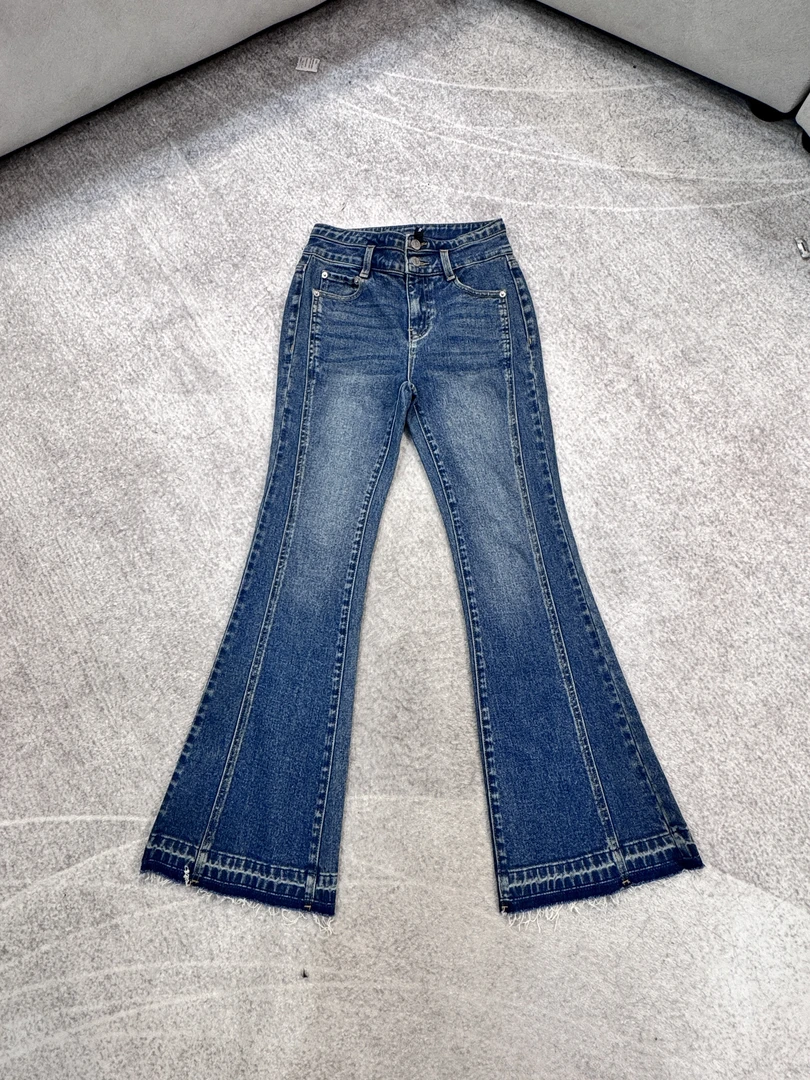 VIVIEN MINI【原创】2026早春季新款百搭时尚牛仔裤修身微喇