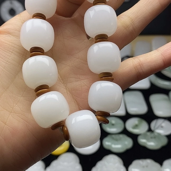 石英质玉手链未镶嵌