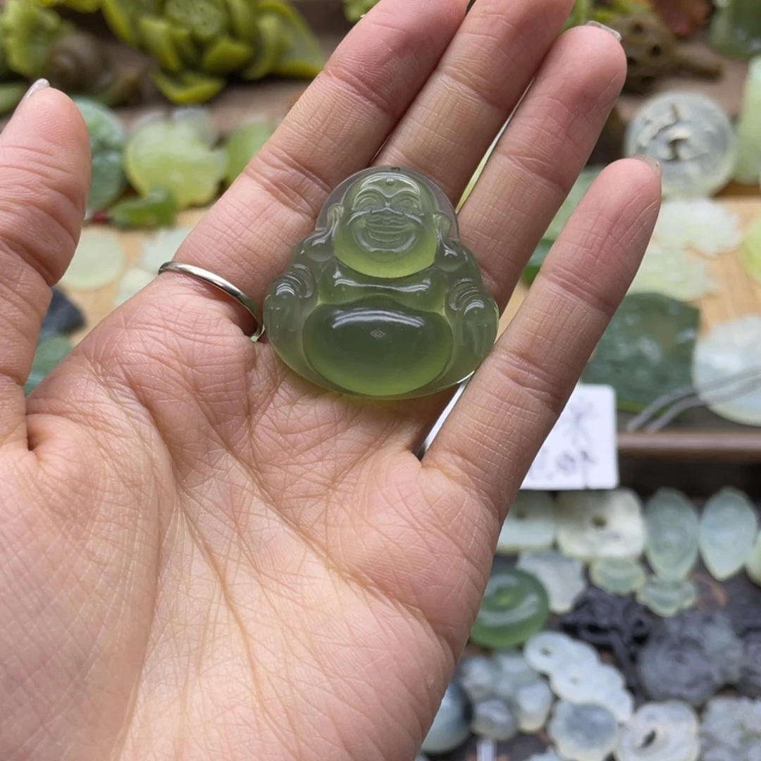 蛇纹石玉未镶嵌颈饰Q*谭