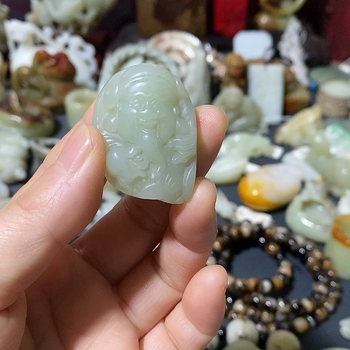 和田玉（糖玉）未镶嵌颈饰