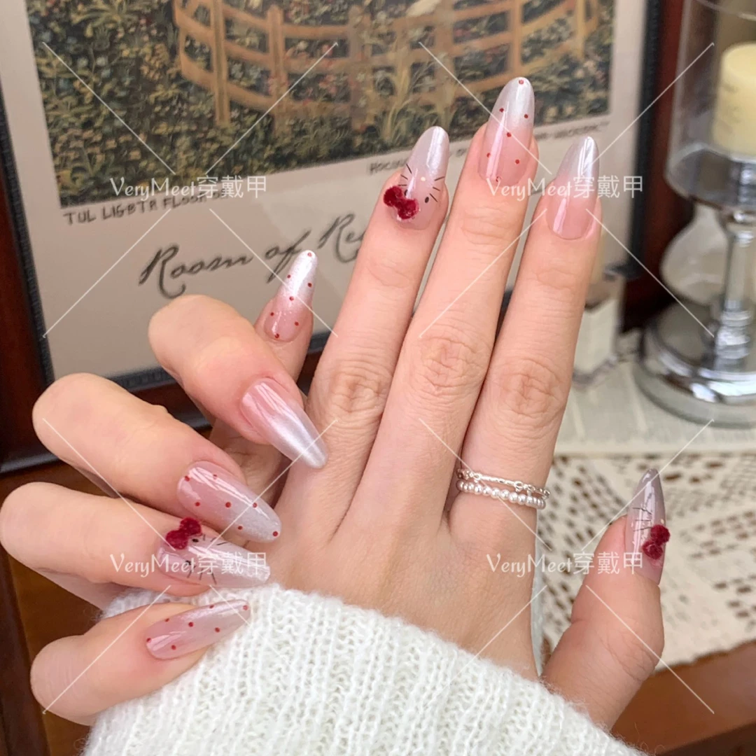 VeryMeet穿戴甲新年战甲凯蒂猫丝绒蝴蝶结半截猫眼长椭美甲贴145