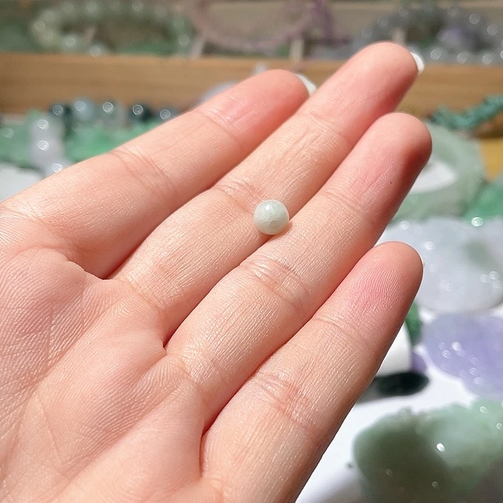 颈饰未镶嵌翡翠测****机天