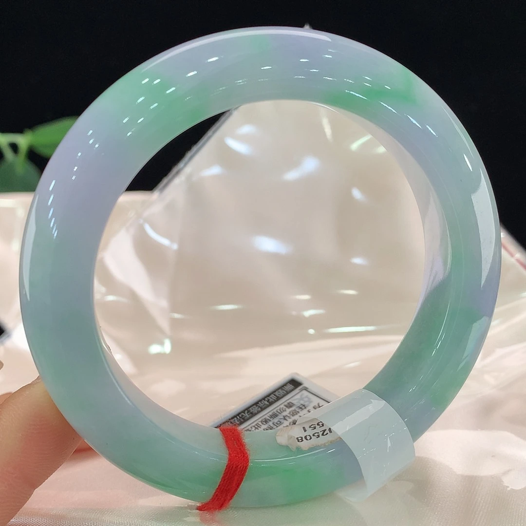 翡翠未镶嵌手镯0551