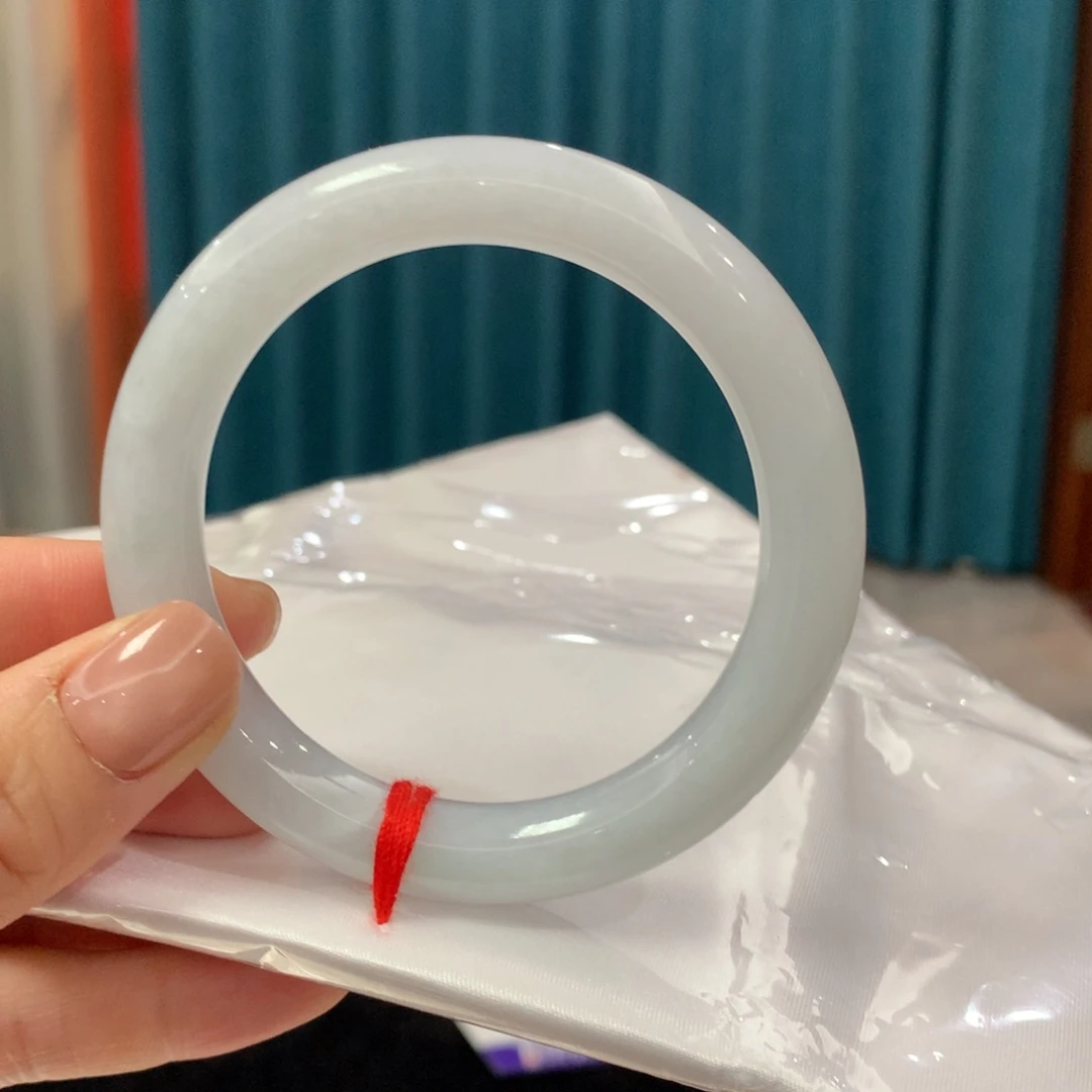 未镶嵌手镯翡翠完美者慎拍 圈口55