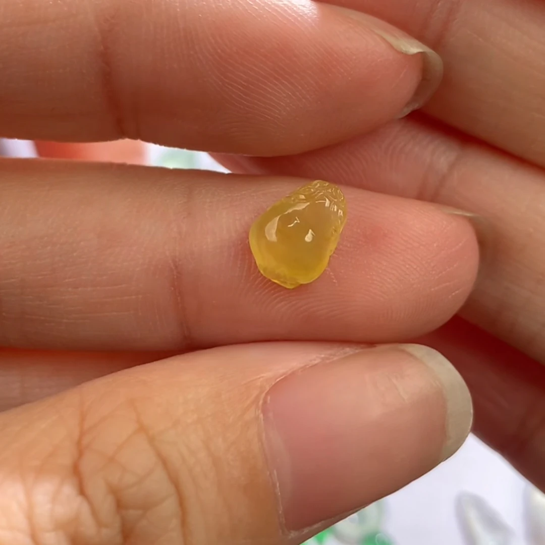 天然缅甸翡翠A货未镶嵌高冰黄貔貅琴