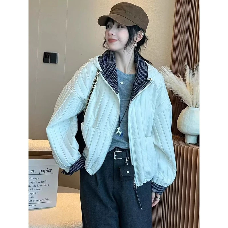 2025秋冬新款撞色连帽竖纹压格短款外套女百搭显瘦时尚夹克棉衣潮