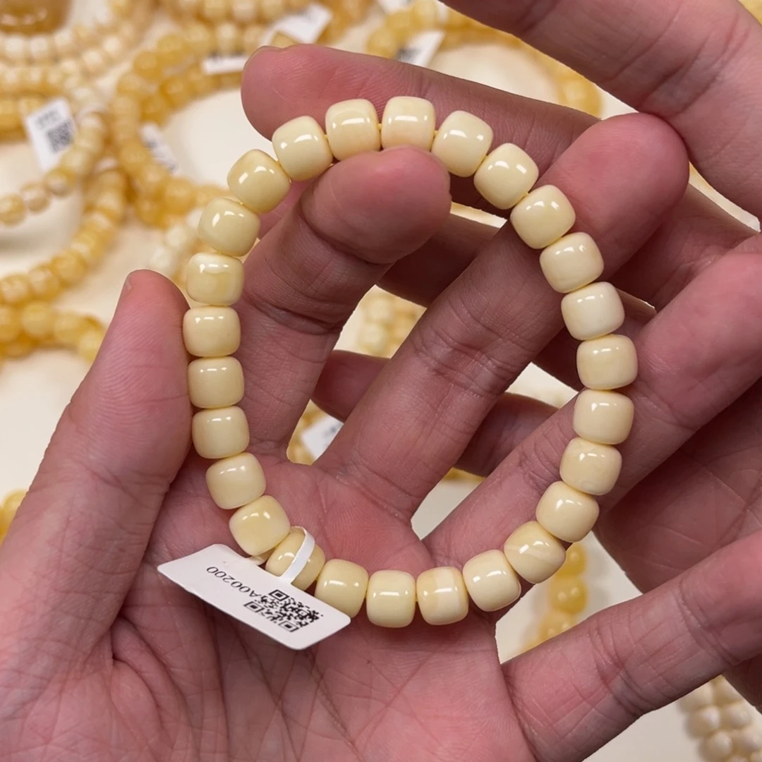 蜜蜡手串未镶嵌从****修蜜蜡手串8.5