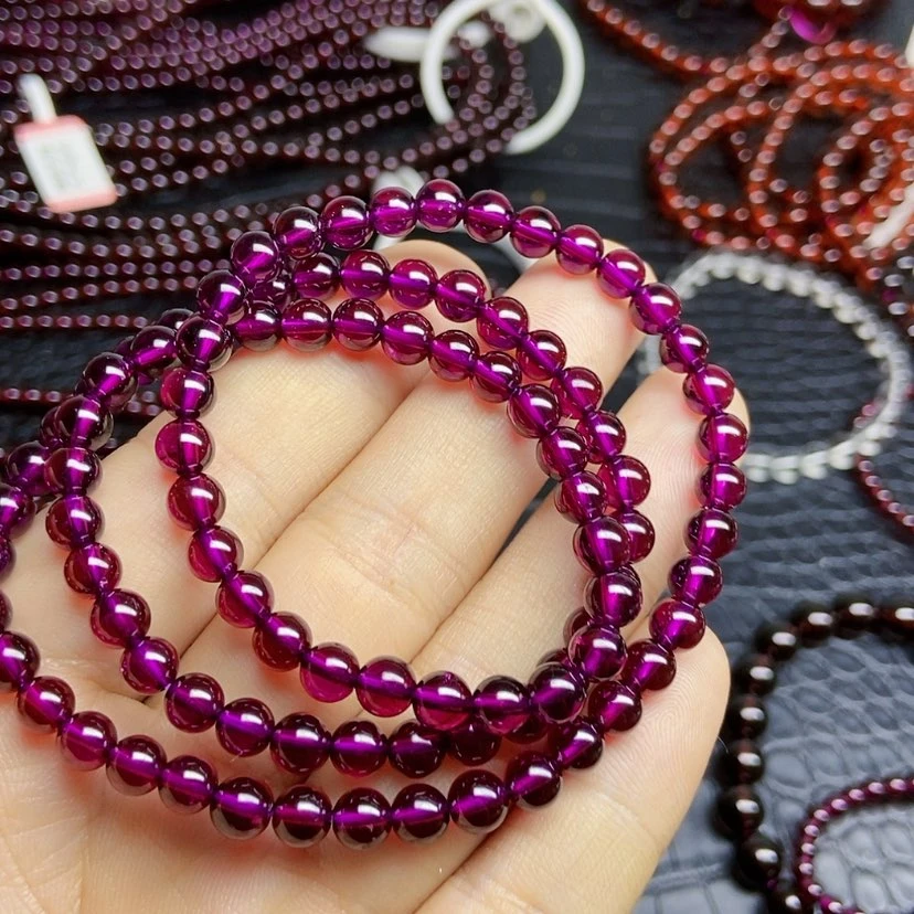 【闪购商品】石榴石（紫牙乌）手链未镶嵌5.8毫米