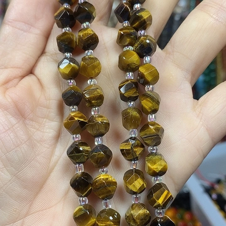 玛瑙/玉髓未镶嵌珠宝半成品天然虎眼扭扭卡8mm