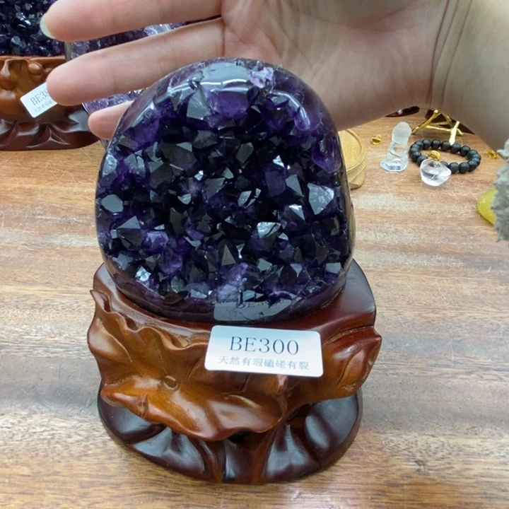 紫晶大型摆件(非配饰)未镶嵌