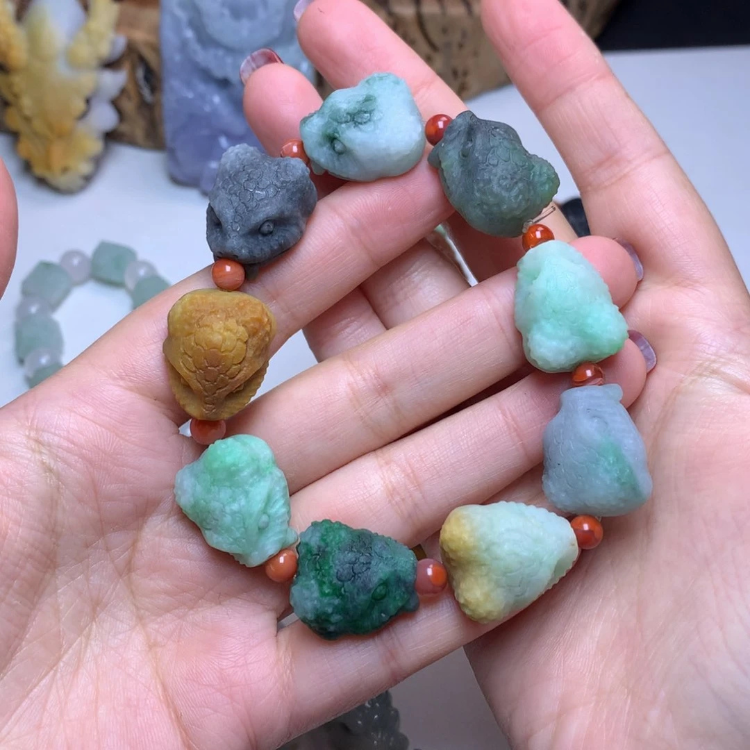 定制翡翠未镶嵌兔****t翡翠