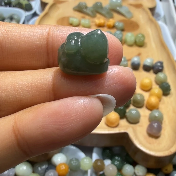 未镶嵌和田玉珠宝半成品