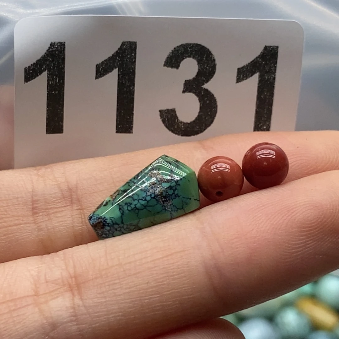 南红玛瑙颈饰未镶嵌