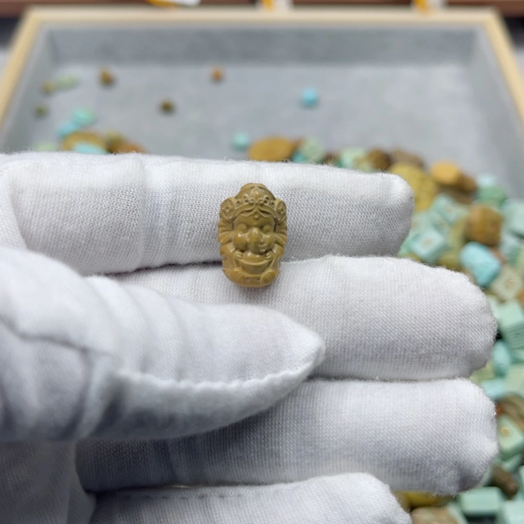 绿松石挂件未镶嵌