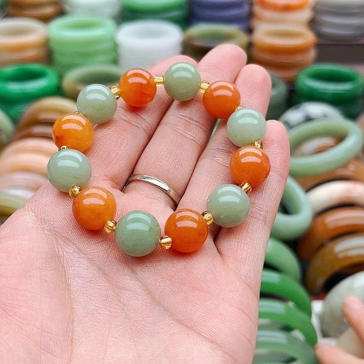 未镶嵌手镯（圆镯）石英质玉