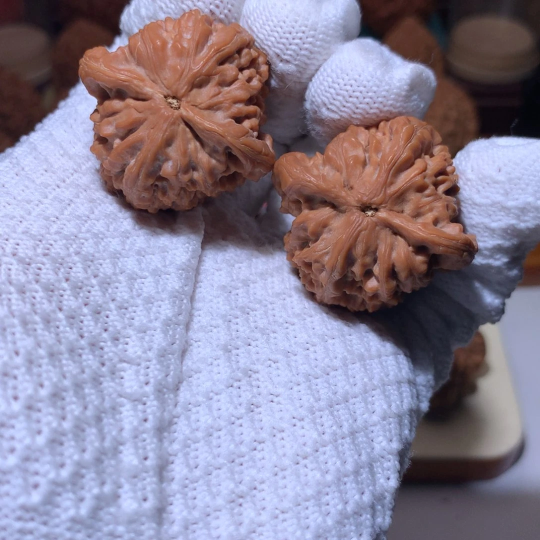 文玩核桃把件国****原全品九仙庙