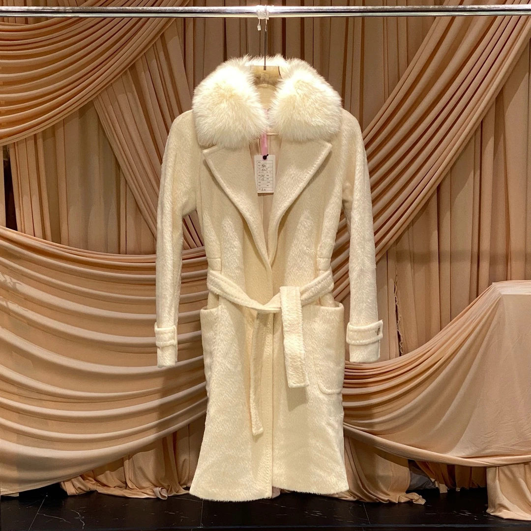 99新 MaxMara MaxMara 主线白色毛领长款大衣/36码/99新/35996