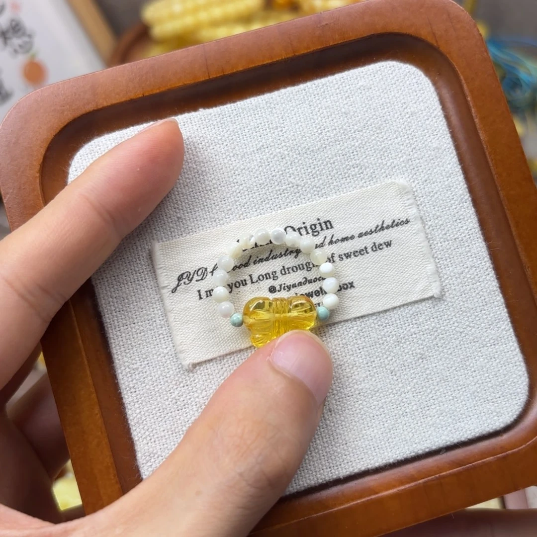 未镶嵌琥珀裸石蝴蝶结