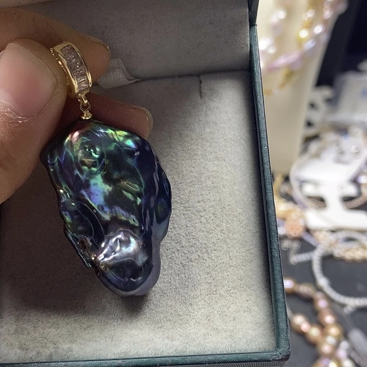 淡水珍珠吊坠(赠链)未镶嵌