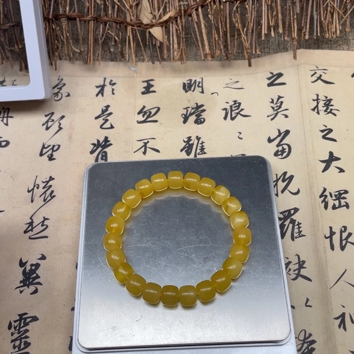 未镶嵌琥珀珠宝奇石