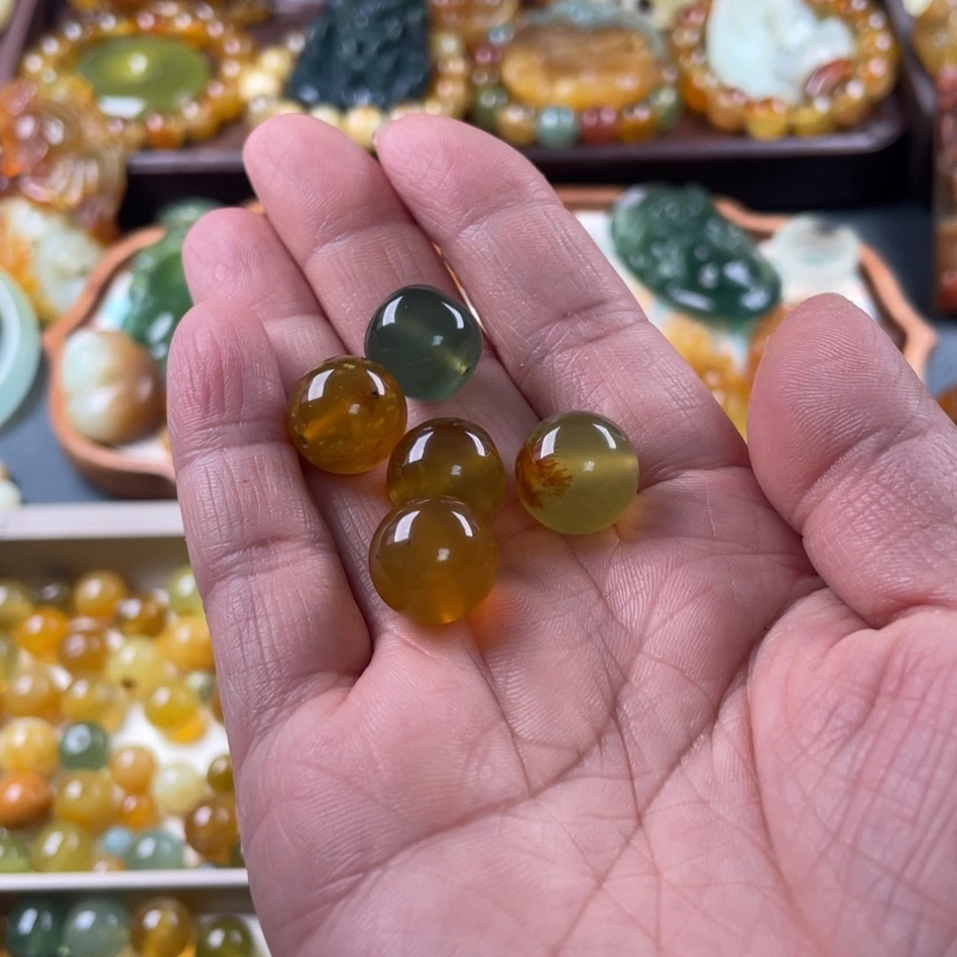 未镶嵌蛇纹石玉散珠一****泉