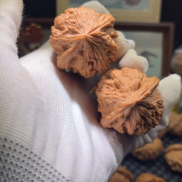 文玩核桃吊坠大沽石45