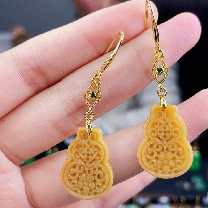 翡翠耳饰未镶嵌饰品