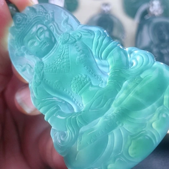 【闪购商品】翡翠颈饰未镶嵌天然翡翠