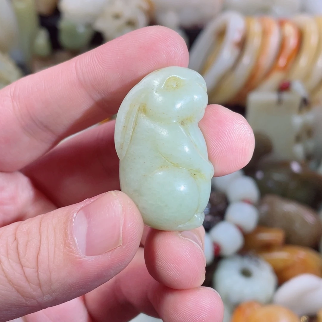 和田玉未镶嵌挂件