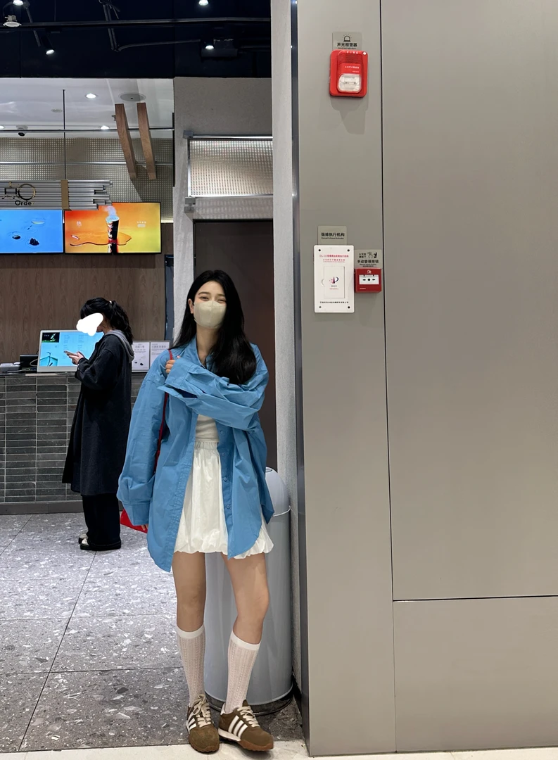 小花同学 【彩虹跳跳糖】韩版新款春天的颜色纯色衬衫