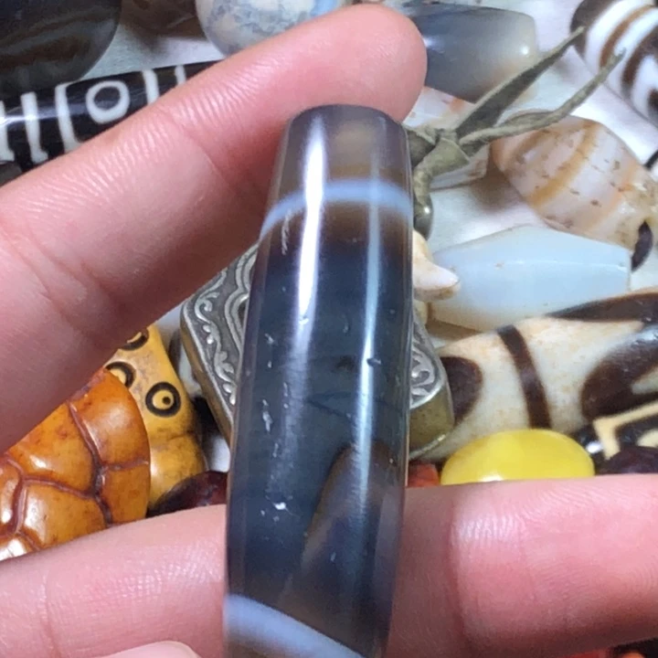 泥塑老*东西。