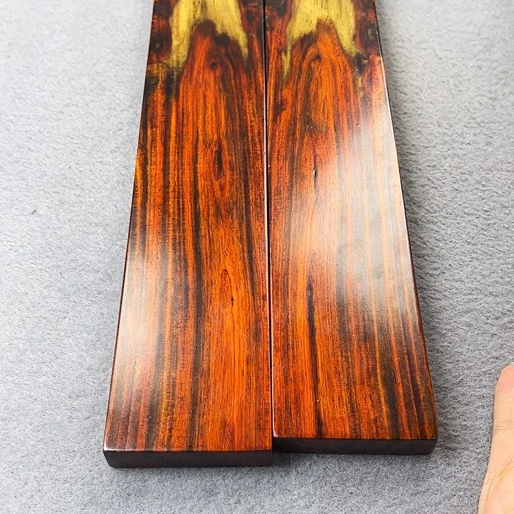 秋****9老挝大红酸枝镇尺一对