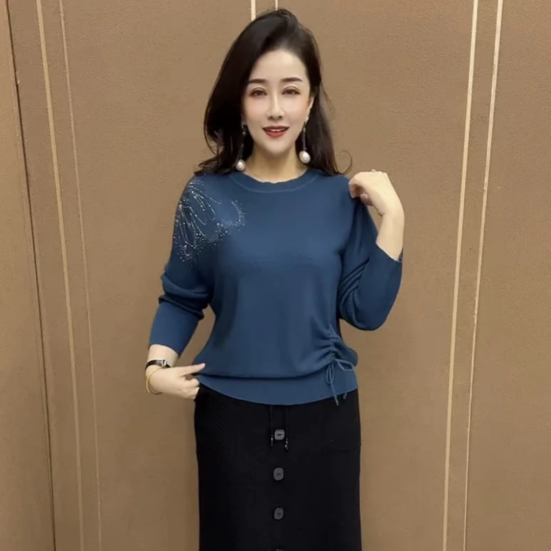 洋气时尚显瘦遮肚百搭气质妈妈装高档蝴蝶春冬新款烫钻针织毛衣女