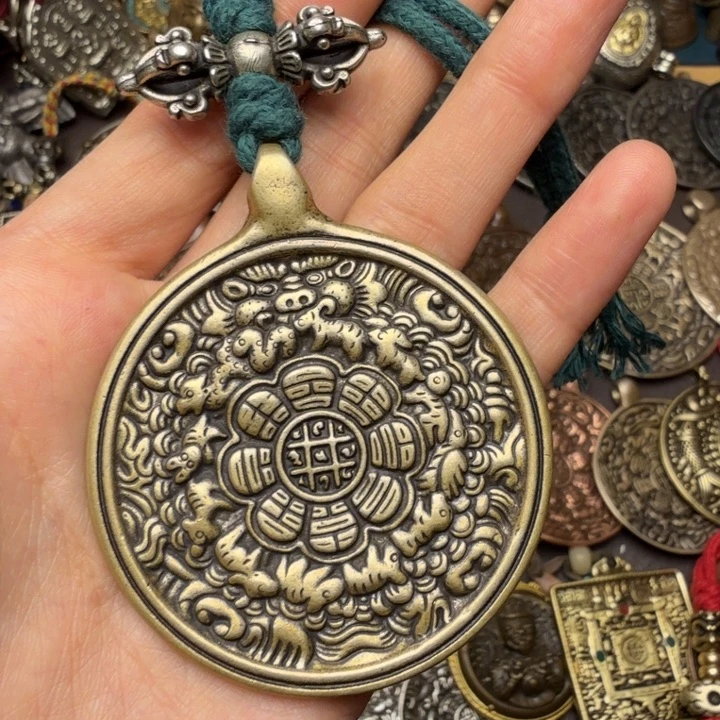 藏传文玩九宫如图